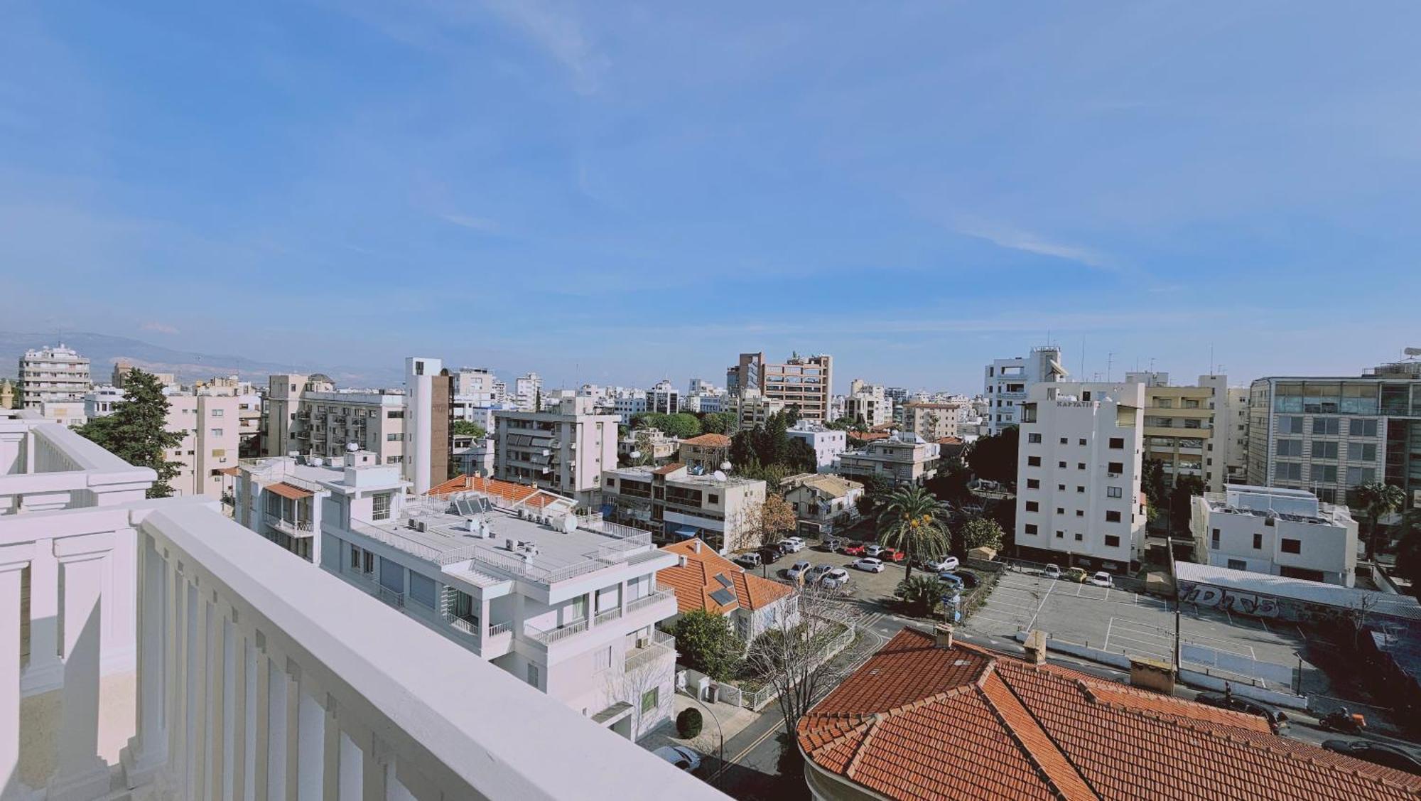 Stay Cosmo City Suites Nicosia Ngoại thất bức ảnh