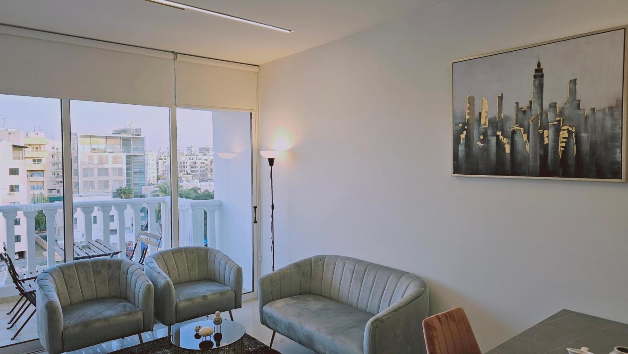 Stay Cosmo City Suites Nicosia Ngoại thất bức ảnh