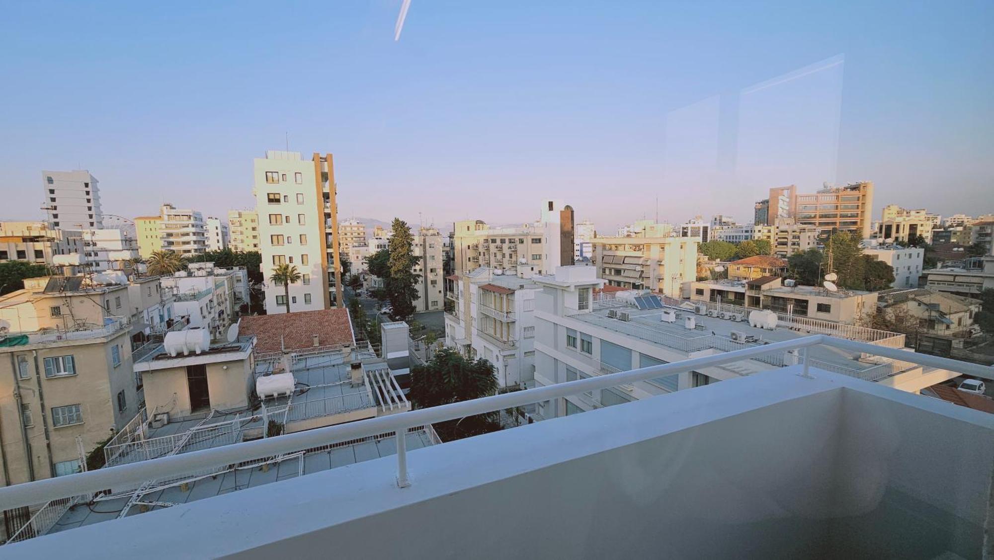 Stay Cosmo City Suites Nicosia Ngoại thất bức ảnh