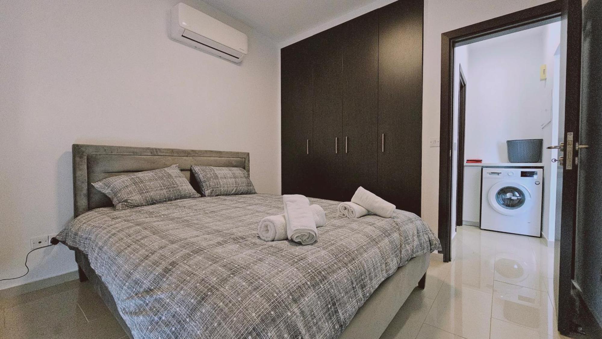 Stay Cosmo City Suites Nicosia Ngoại thất bức ảnh