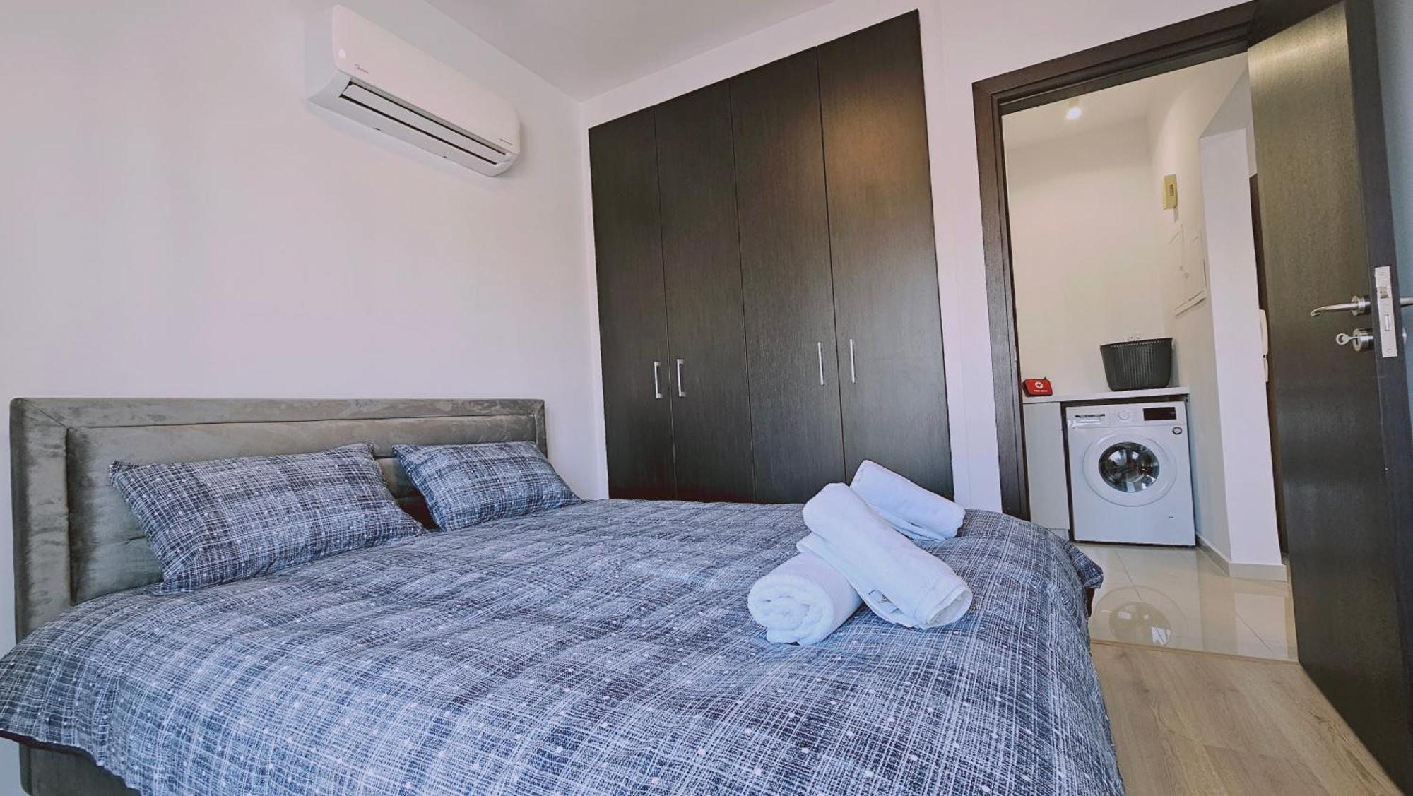 Stay Cosmo City Suites Nicosia Ngoại thất bức ảnh