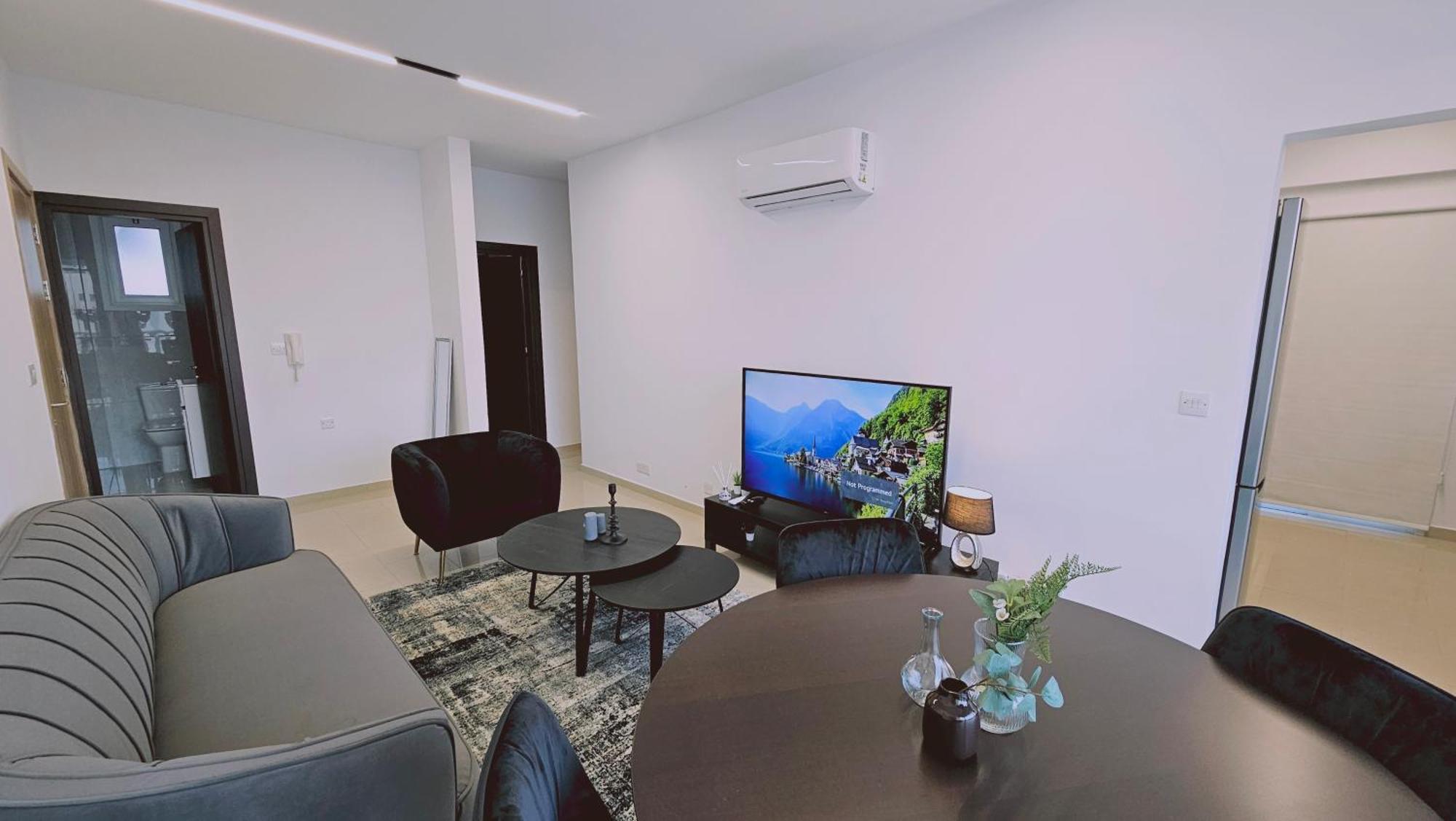 Stay Cosmo City Suites Nicosia Ngoại thất bức ảnh